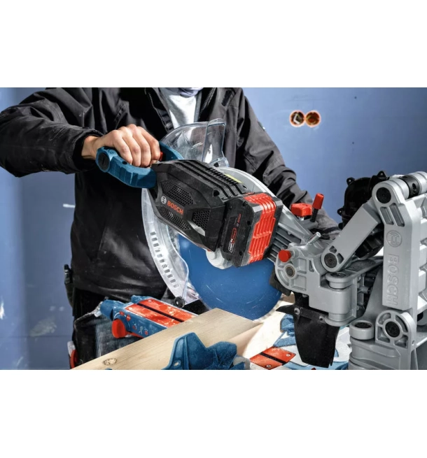 ProCORE18V+ 8.0Ah Professional