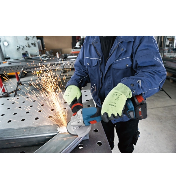 ProCORE18V+ 8.0Ah Professional