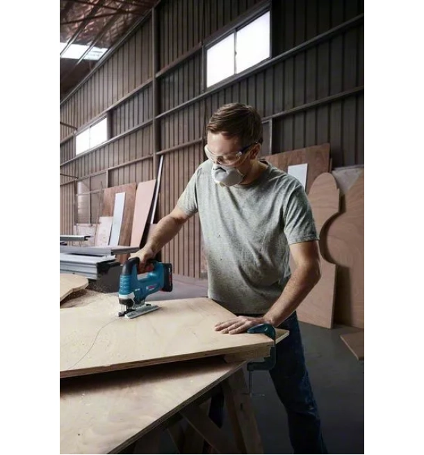 ლობზიკი   GST 185-LI Professional